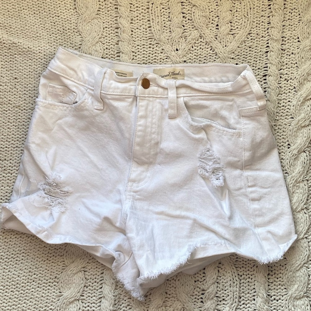 Universal Thread Women's White High-Rise Shortie Shorts - Size 4R